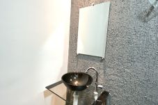 Quarto em Cabo Frio - Pousada a 1 minuto da praia | UNR 5