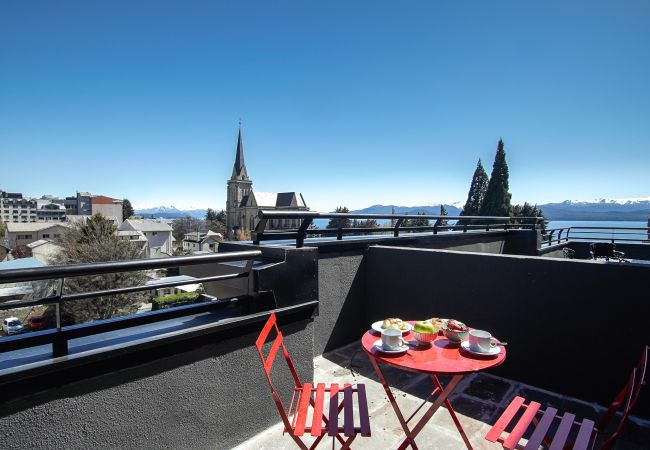  em San Carlos de Bariloche - Llantén, incrível apartamento com terraço e estacionamento. em Bariloche