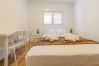 Quarto em Madrid - Acogedora habitación con cama doble cerca al Polideportivo Los Cantos en Alcorcón SAP35B Quarto em Madrid - Acogedora habitación con cama doble cerca al Polideportivo Los Cantos en Alcorcón SAP35B