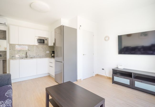 Apartamento em Corralejo - Moderno Apartamento reformado en Corralejo. A pie de playa - Home For Guest Apartamento em Corralejo - Moderno Apartamento reformado en Corralejo. A pie de playa - Home For Guest