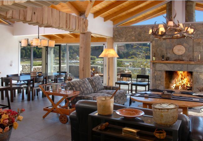 Casa em San Carlos de Bariloche - Casa em Frente ao Llao Llao