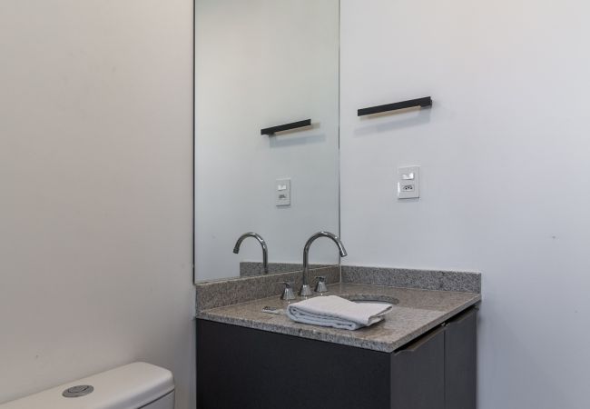 Apartamento em São Paulo - Apto 2 Quartos c/ piscina, academia, lavanderia e rede nas janelas Apartamento em São Paulo - Apto 2 Quartos c/ piscina, academia, lavanderia e rede nas janelas