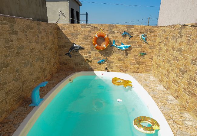 Casa em Saquarema - Casa beira-mar com piscina em Saquarema/RJ Casa em Saquarema - Casa beira-mar com piscina em Saquarema/RJ