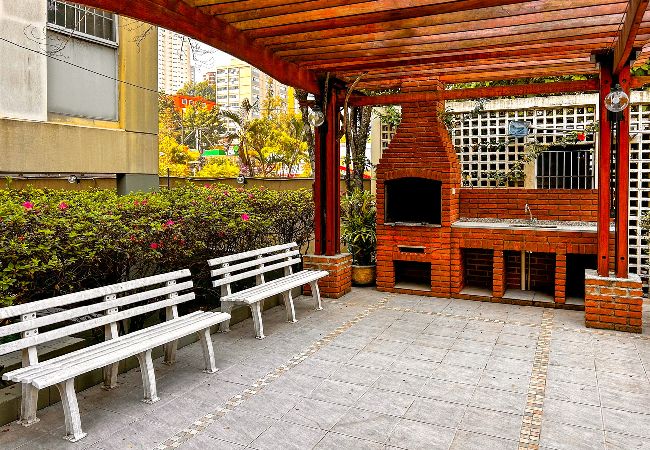 Apartamento em São Paulo - Apto espaçoso c WiFi próx a Marginal Pinheiros/SP Apartamento em São Paulo - Apto espaçoso c WiFi próx a Marginal Pinheiros/SP
