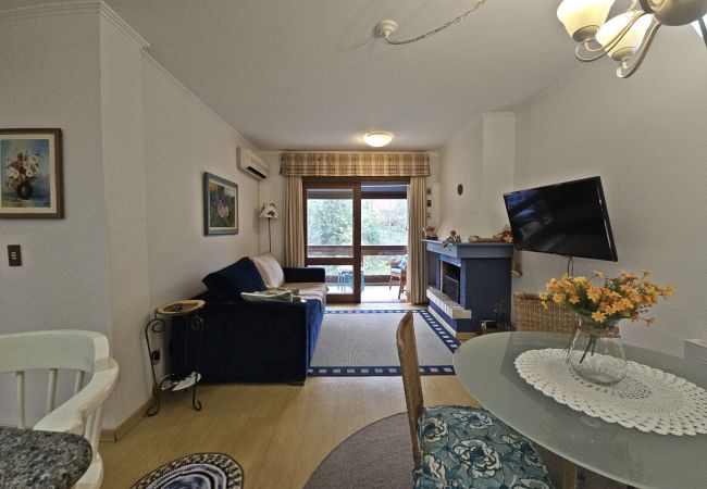 Apartamento em Gramado - Apto aconchegante a 400m da Rua Coberta!