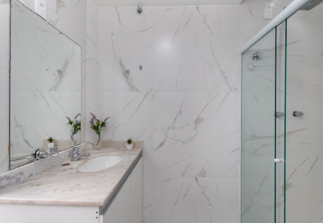 Apartamento em Rio de Janeiro - 3 minutos da praia do Leme | GS501 Apartamento em Rio de Janeiro - 3 minutos da praia do Leme | GS501