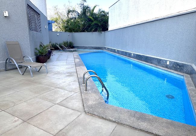 Apartamento em Palmas - Apart-hotel bem localizado com piscina - Palmas/TO Apartamento em Palmas - Apart-hotel bem localizado com piscina - Palmas/TO