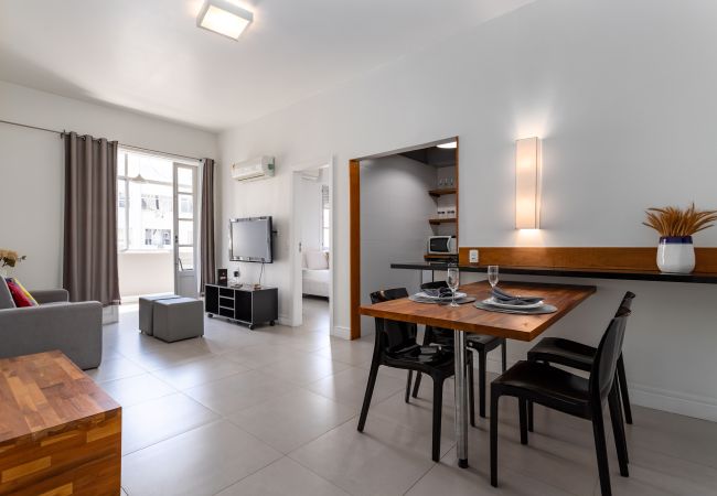 Apartamento em Rio de Janeiro - 5 minutos da praia de Copacabana | NSC1003 Apartamento em Rio de Janeiro - 5 minutos da praia de Copacabana | NSC1003