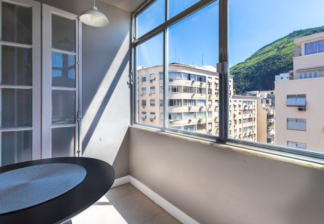 Apartamento em Rio de Janeiro - 5 minutos da praia de Copacabana | NSC1003 Apartamento em Rio de Janeiro - 5 minutos da praia de Copacabana | NSC1003