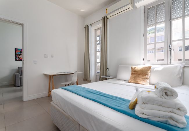 Apartamento em Rio de Janeiro - 5 minutos da praia de Copacabana | NSC1003 Apartamento em Rio de Janeiro - 5 minutos da praia de Copacabana | NSC1003