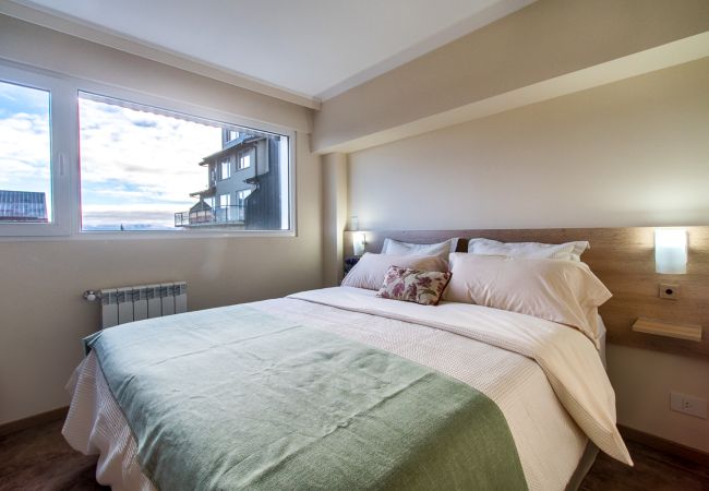 Apartamento em San Carlos de Bariloche - CIelo com vista para o lago e a catedral.