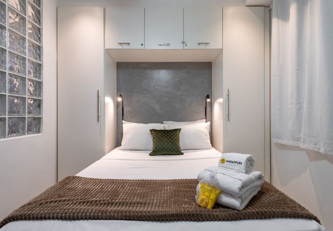 Apartamento em Rio de Janeiro - Em frente ao metrô e 8 minutos da praia | SF228 Apartamento em Rio de Janeiro - Em frente ao metrô e 8 minutos da praia | SF228