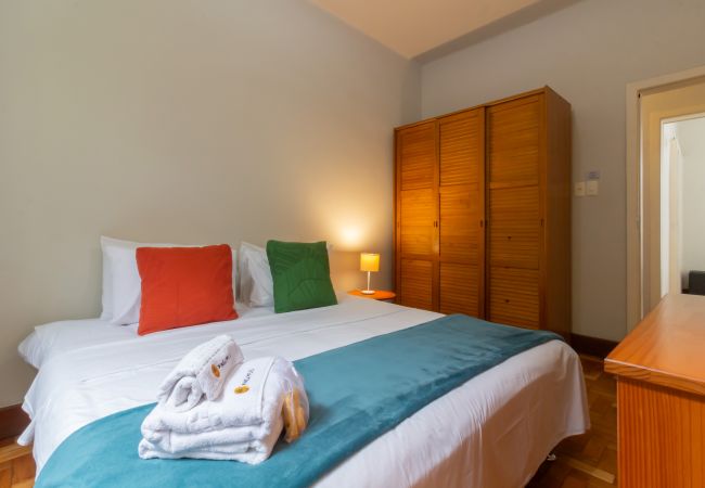 Apartamento em Rio de Janeiro - Próximo do metrô e 10 minutos da praia | MFB302 Apartamento em Rio de Janeiro - Próximo do metrô e 10 minutos da praia | MFB302