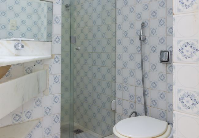 Apartamento em Rio de Janeiro - Próximo do metrô e 10 minutos da praia | MFB302 Apartamento em Rio de Janeiro - Próximo do metrô e 10 minutos da praia | MFB302