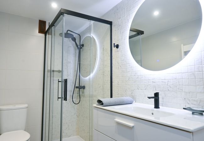 Apartamento em Madrid - Acogedora vivienda de 2 dormitorios en Chamberi.Temporal Apartamento em Madrid - Acogedora vivienda de 2 dormitorios en Chamberi.Temporal