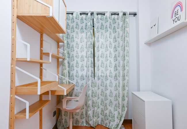 Apartamento em Madrid - Acogedora vivienda de 2 dormitorios en Chamberi.Temporal Apartamento em Madrid - Acogedora vivienda de 2 dormitorios en Chamberi.Temporal