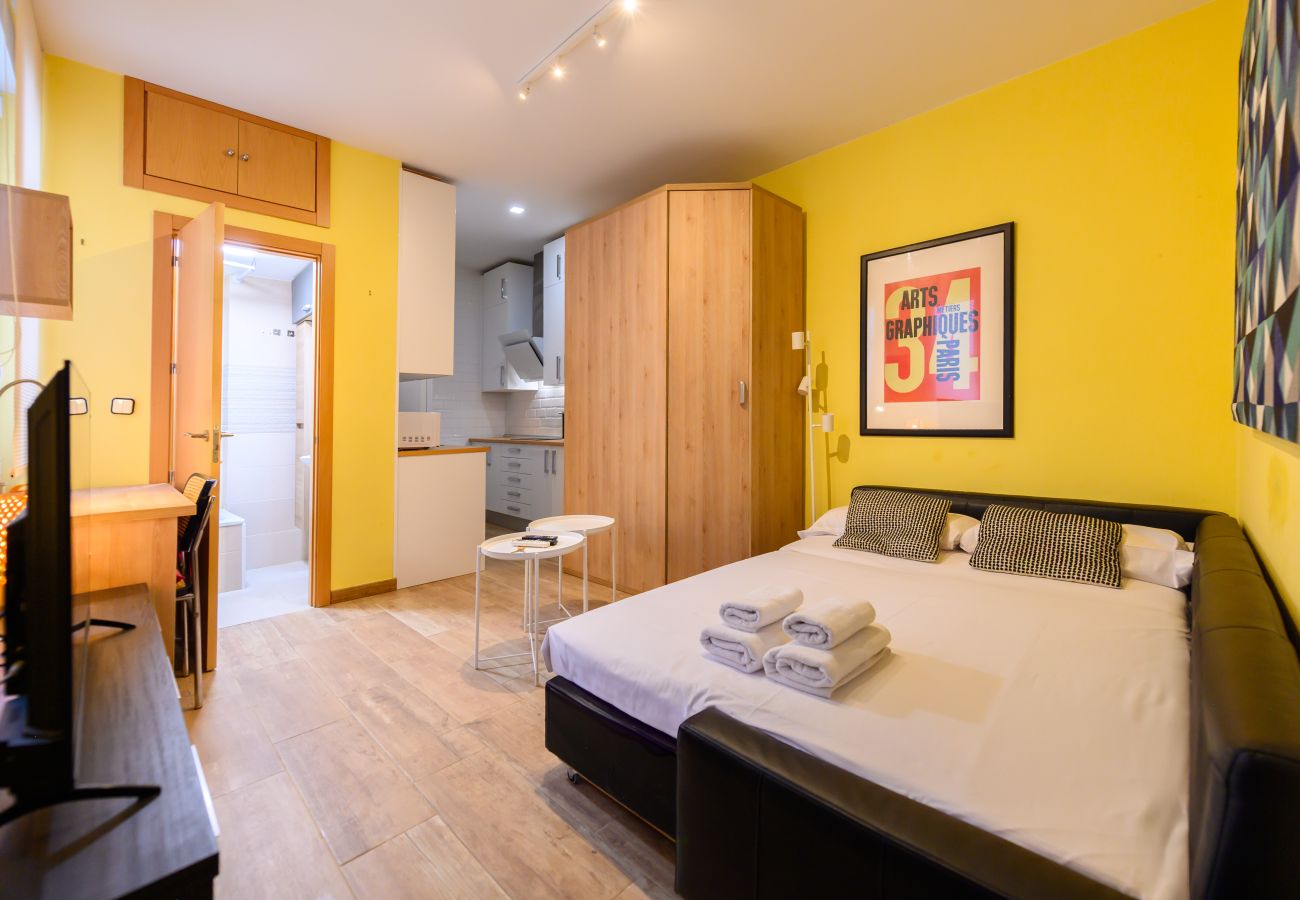 Estúdio em Madrid - Encantadora vivienda a pocos minutos del metro Lavapies .Temporal  Estúdio em Madrid - Encantadora vivienda a pocos minutos del metro Lavapies .Temporal