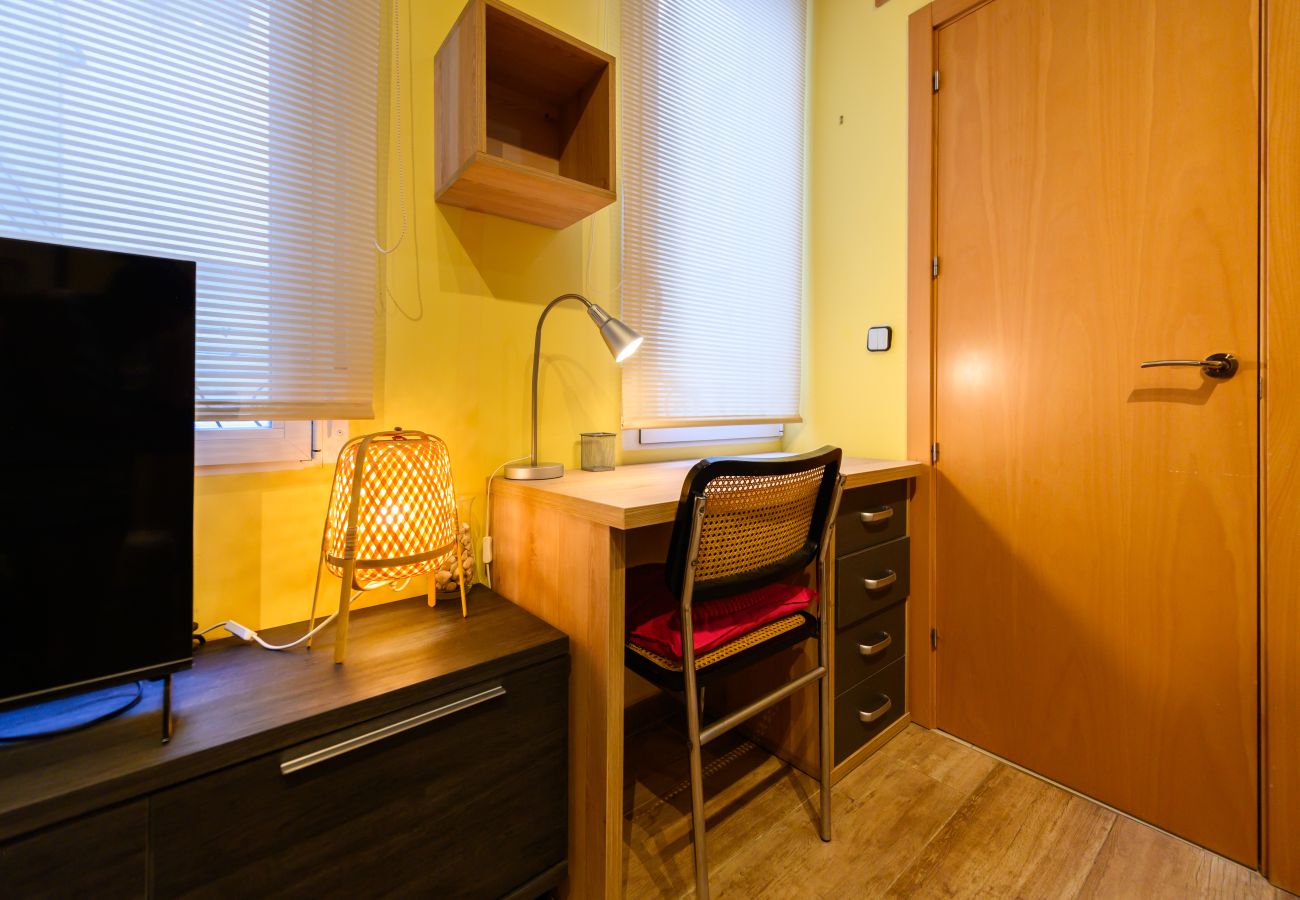 Estúdio em Madrid - Encantadora vivienda a pocos minutos del metro Lavapies .Temporal  Estúdio em Madrid - Encantadora vivienda a pocos minutos del metro Lavapies .Temporal