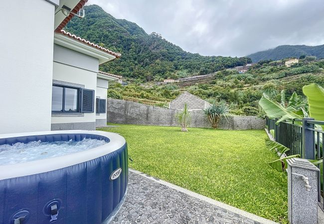 Casa em Ponta Delgada - Green & Blue Horizon by Atlantic Holiday