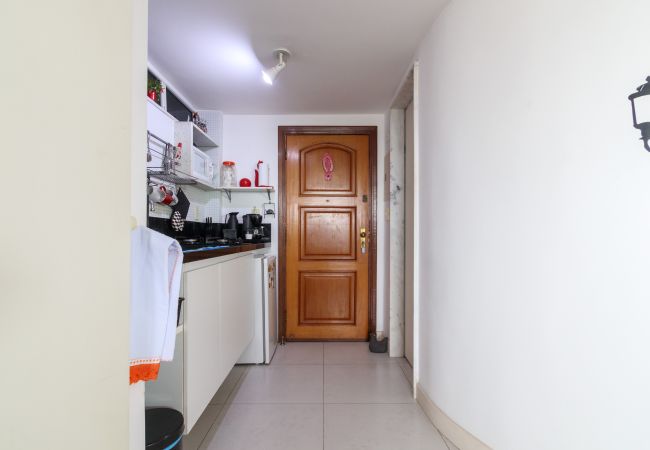 Apartamento em Rio de Janeiro - MAG1415 | Studio em Copacabana à 500m da praia  Apartamento em Rio de Janeiro - MAG1415 | Studio em Copacabana à 500m da praia