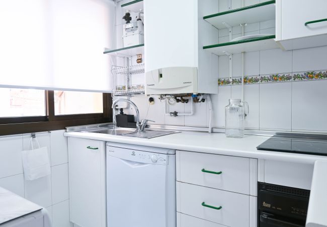 Apartamento em Madrid -  Dúplex Ático con Espectaculares Vistas al Parque en Tetuán. Temporal  Apartamento em Madrid -  Dúplex Ático con Espectaculares Vistas al Parque en Tetuán. Temporal