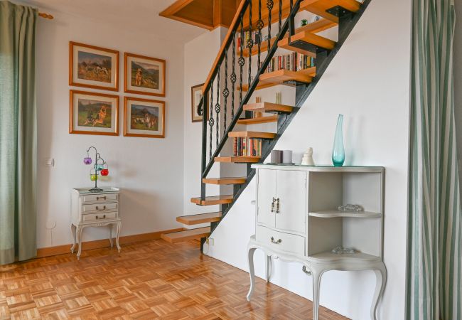 Apartamento em Madrid -  Dúplex Ático con Espectaculares Vistas al Parque en Tetuán. Temporal  Apartamento em Madrid -  Dúplex Ático con Espectaculares Vistas al Parque en Tetuán. Temporal