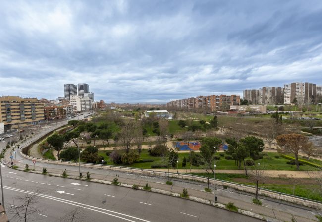 Apartamento em Madrid -  Dúplex Ático con Espectaculares Vistas al Parque en Tetuán. Temporal  Apartamento em Madrid -  Dúplex Ático con Espectaculares Vistas al Parque en Tetuán. Temporal