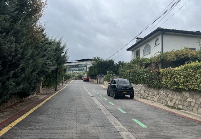 Apartamento em Alcobendas -  Vivienda Ideal: Espacio Acogedor en Alcobendas con Terraza Privada.Temporal Apartamento em Alcobendas -  Vivienda Ideal: Espacio Acogedor en Alcobendas con Terraza Privada.Temporal
