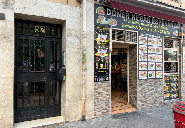 Apartamento em Madrid - Apartamento Moderno en Acacias con Excelente Ubicación en el Centro de Madrid Apartamento em Madrid - Apartamento Moderno en Acacias con Excelente Ubicación en el Centro de Madrid