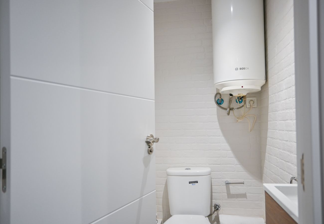 Apartamento em Madrid -  Amplio Apartamento con Balcón en Calle Santa Engracia, Chamberí .Temporal Apartamento em Madrid -  Amplio Apartamento con Balcón en Calle Santa Engracia, Chamberí .Temporal