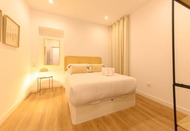 Apartamento em Madrid -  Elegancia y Confort en el Corazón de Chamberí: Apartamento con   Estilo Único. Temporal Apartamento em Madrid -  Elegancia y Confort en el Corazón de Chamberí: Apartamento con   Estilo Único. Temporal