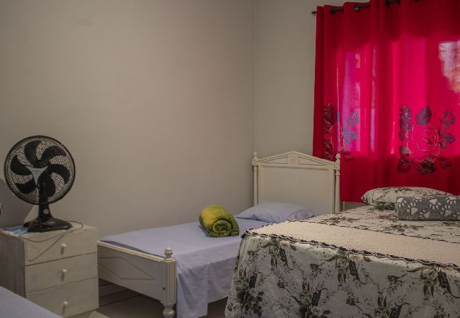 Casa em Paraty - Casa c Wi-Fi a 10min do centro histórico de Paraty Casa em Paraty - Casa c Wi-Fi a 10min do centro histórico de Paraty