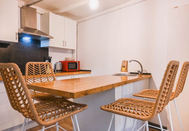 Apartamento em Madrid - Moderno y Elegante piso en Argüelles con 2 Suites y Vestidor – Ideal para Familias .Temporal Apartamento em Madrid - Moderno y Elegante piso en Argüelles con 2 Suites y Vestidor – Ideal para Familias .Temporal
