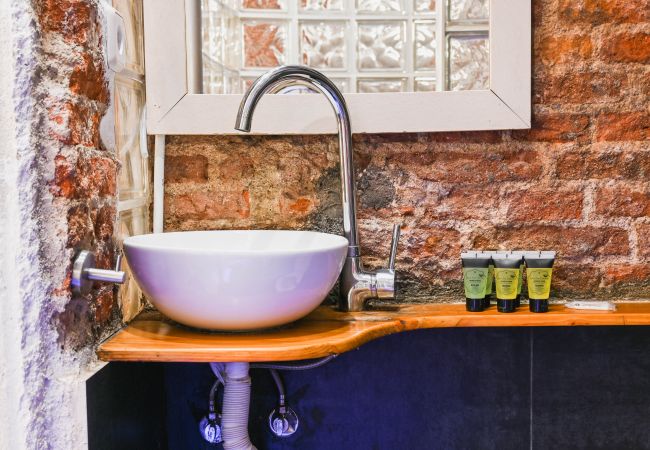 Apartamento em Madrid - Moderno y Elegante piso en Argüelles con 2 Suites y Vestidor – Ideal para Familias .Temporal Apartamento em Madrid - Moderno y Elegante piso en Argüelles con 2 Suites y Vestidor – Ideal para Familias .Temporal