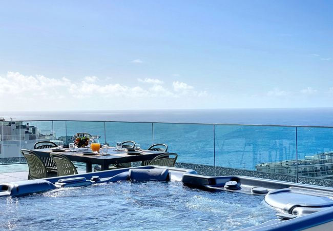Apartamento em Funchal - Majestic Penthouse View by Atlantic Holiday