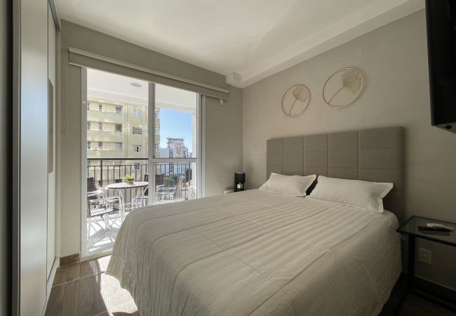 Estúdio em São Paulo - Piscina, academia a 100 mts do Mackenzie Estúdio em São Paulo - Piscina, academia a 100 mts do Mackenzie