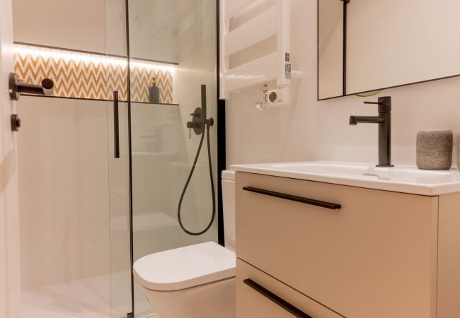 Apartamento em Madrid - Elegante y Acogedor Apartamento con Encanto en Salamanca.Temporal Apartamento em Madrid - Elegante y Acogedor Apartamento con Encanto en Salamanca.Temporal