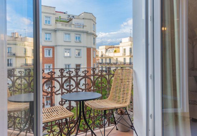 Apartamento em Madrid - Elegante y Acogedor Apartamento con Encanto en Salamanca.Temporal Apartamento em Madrid - Elegante y Acogedor Apartamento con Encanto en Salamanca.Temporal