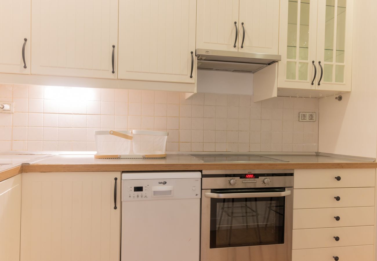 Apartamento em Madrid - Elegante y luminoso piso en el corazón de Chamberí: Con balcones y amplios espacios Apartamento em Madrid - Elegante y luminoso piso en el corazón de Chamberí: Con balcones y amplios espacios