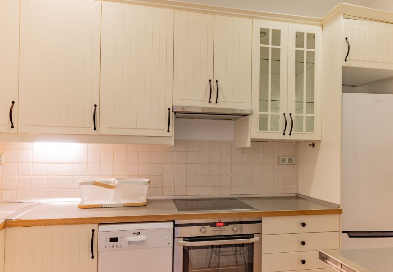 Apartamento em Madrid - Elegante y luminoso piso en el corazón de Chamberí: Con balcones y amplios espacios Apartamento em Madrid - Elegante y luminoso piso en el corazón de Chamberí: Con balcones y amplios espacios