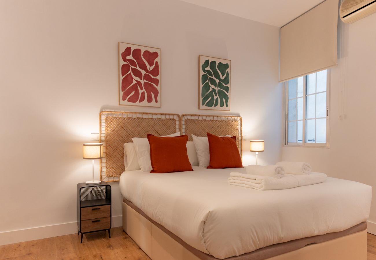 Apartamento em Madrid - Elegante y luminoso piso en el corazón de Chamberí: Con balcones y amplios espacios Apartamento em Madrid - Elegante y luminoso piso en el corazón de Chamberí: Con balcones y amplios espacios