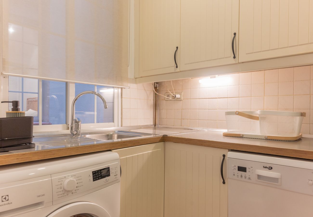 Apartamento em Madrid - Elegante y luminoso piso en el corazón de Chamberí: Con balcones y amplios espacios Apartamento em Madrid - Elegante y luminoso piso en el corazón de Chamberí: Con balcones y amplios espacios