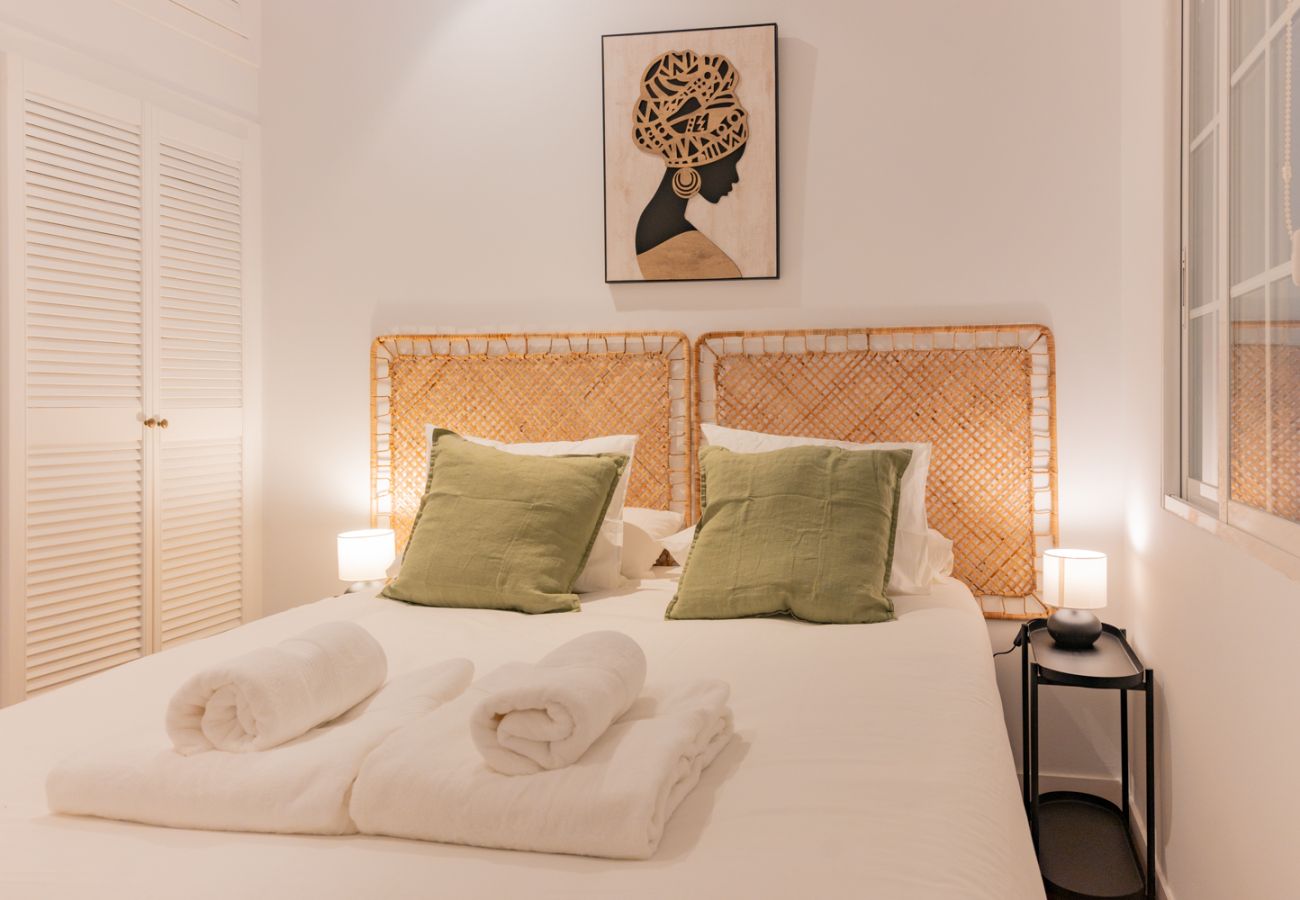 Apartamento em Madrid - Elegante y luminoso piso en el corazón de Chamberí: Con balcones y amplios espacios Apartamento em Madrid - Elegante y luminoso piso en el corazón de Chamberí: Con balcones y amplios espacios