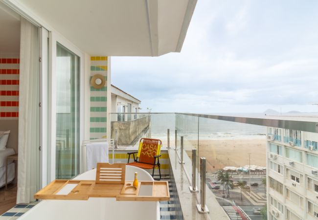 Apartamento em Rio de Janeiro - Vista para o Mar e Varanda com Banheira | Q9 Apartamento em Rio de Janeiro - Vista para o Mar e Varanda com Banheira | Q9