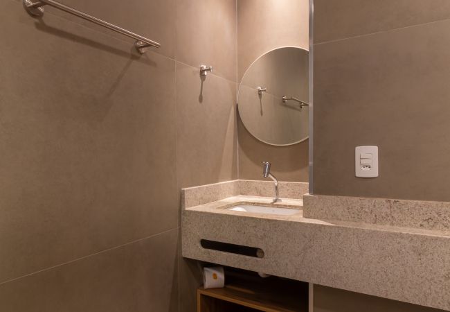 Apartamento em Rio de Janeiro - Vista para o Mar e Varanda com Banheira  | Q4 Apartamento em Rio de Janeiro - Vista para o Mar e Varanda com Banheira  | Q4