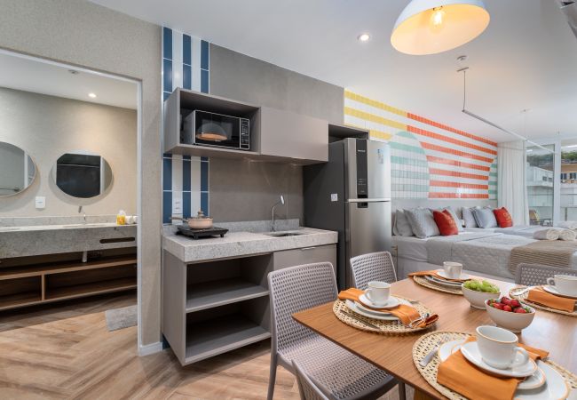 Apartamento em Rio de Janeiro - Vista para o Mar e Varanda com Banheira | Q5 Apartamento em Rio de Janeiro - Vista para o Mar e Varanda com Banheira | Q5