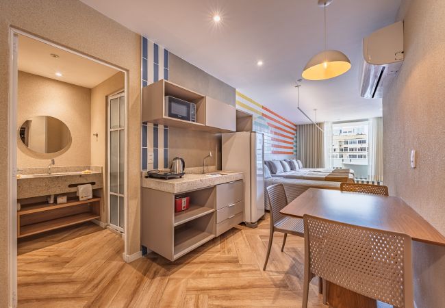 Apartamento em Rio de Janeiro - Vista para o Mar e Varanda com Banheira | Q5 Apartamento em Rio de Janeiro - Vista para o Mar e Varanda com Banheira | Q5