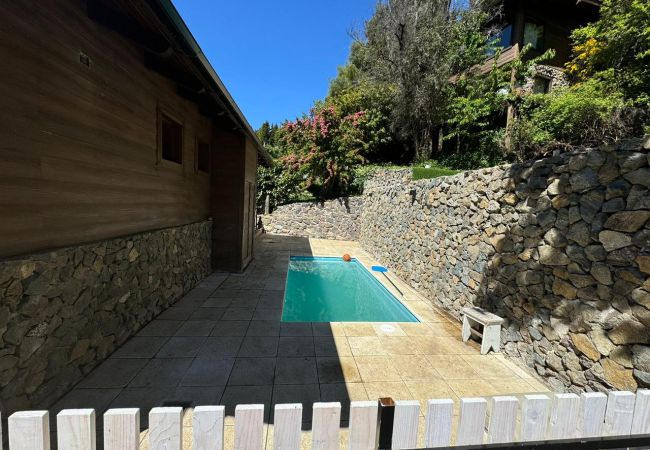 Casa em San Carlos de Bariloche - Linda casa a 300 metros da praia Nahuel Huapi Casa em San Carlos de Bariloche - Linda casa a 300 metros da praia Nahuel Huapi
