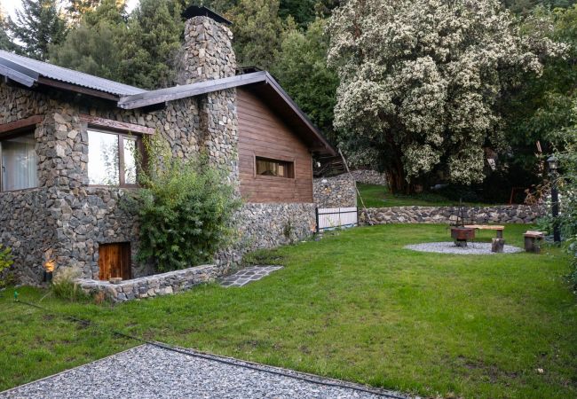 Casa em San Carlos de Bariloche - Linda casa a 300 metros da praia Nahuel Huapi Casa em San Carlos de Bariloche - Linda casa a 300 metros da praia Nahuel Huapi