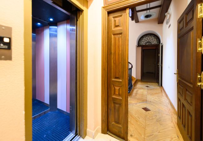 Apartamento em Madrid - Elegante vivienda de 3 habitaciones en el centro de Madrid  Apartamento em Madrid - Elegante vivienda de 3 habitaciones en el centro de Madrid